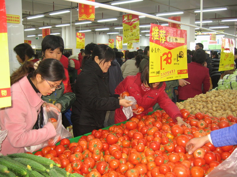 三江购物超市开进了长乐