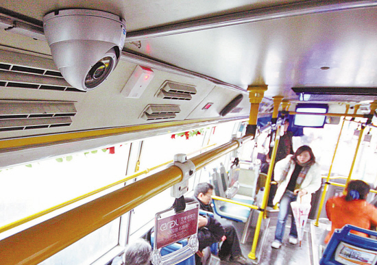 杭州公交车将装监控摄像头