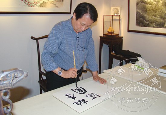 画家王秋童的水墨语境:如越乡龙井 似越剧清唱