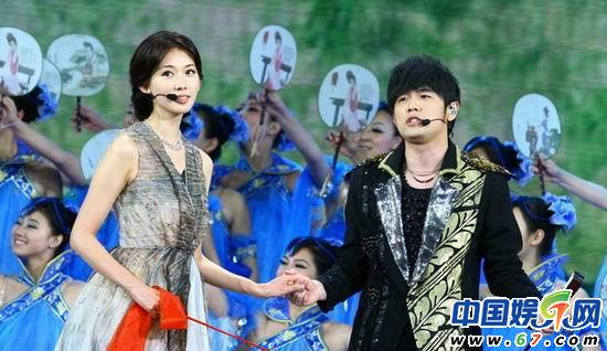 林志玲成春晚最大看点-林志玲,春晚,同桌的你,