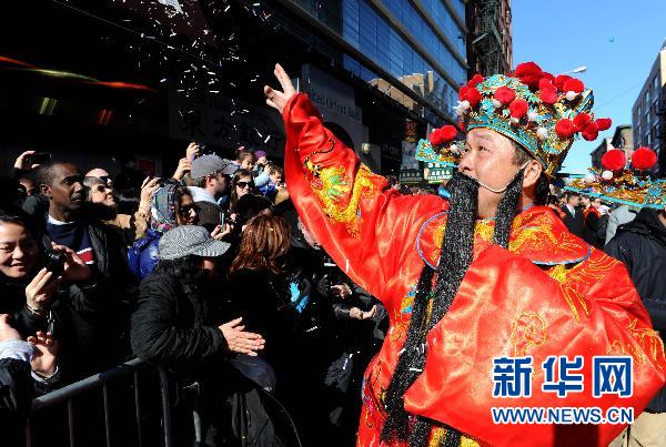 纽约唐人街举行新春大游行
