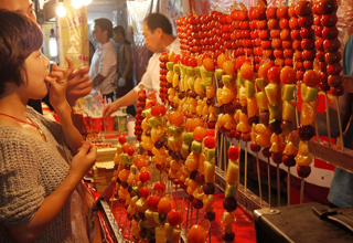 夜逛嵊州市首届东南亚国际美食节