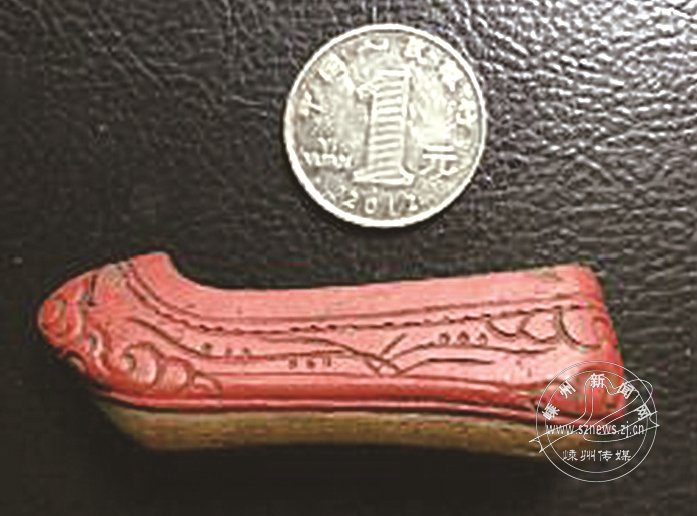 收藏与鉴赏:清代小鞋型便携式针线盒