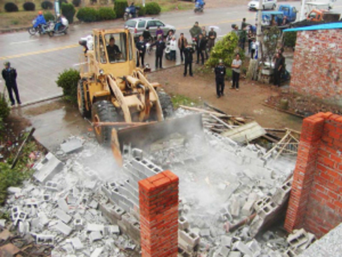 ��ͼ�ġ���·Υ������ ����ǿ�в��