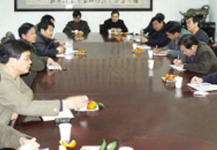 �߷���ҵ�ĸɾ� ����ͬ��������