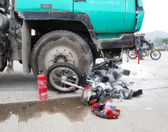 ������Ħ����ײ ������˫˫����