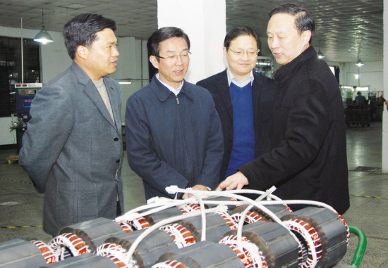 ������ί����Ž��������е���