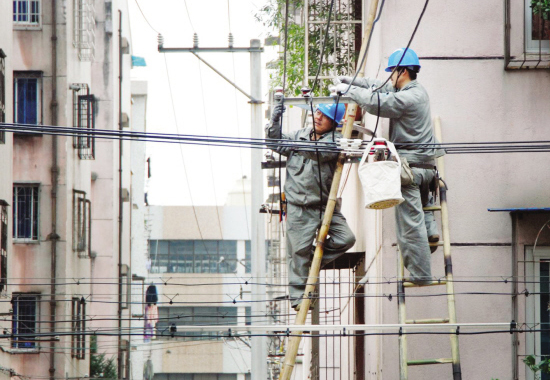 �������������õ��ǡ��͵�ѹ��