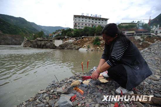 �������سǿ���ֱ��:ǰ�����쳵���ŵ�3������