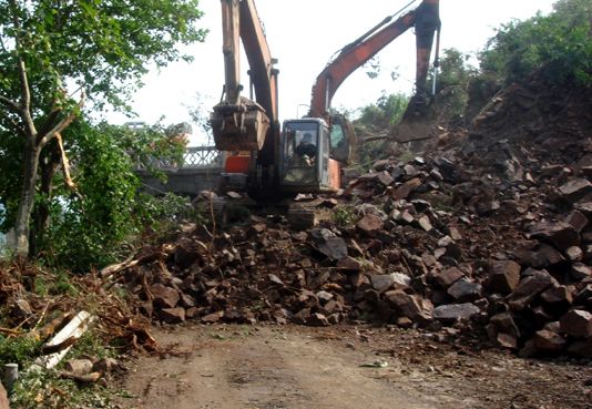 104��������ŵضη���ɽ����� ����Ѹ����֯������չ�¹�����