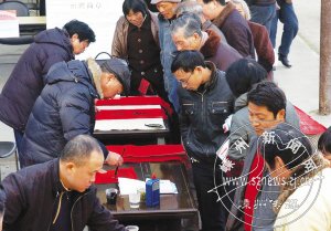 ��ͼ�ġ�Ⱥ�ڻ�ӭ�������硱