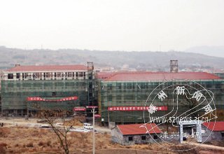 ��ͼ�ġ��ߺ�����ѧУ���幤�̽ᶥ