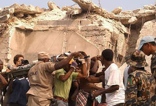 ���ص������������ﵹ�� �����д�����Ա����