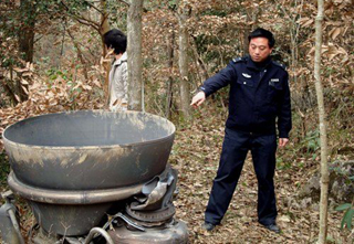 �������Ż���к�׹����� 10��Ⱥ����ɢ