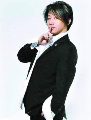 韩寒刘谦掀骂战被批互相炒作 博文快速被屏蔽