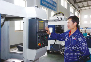 ˫�����룺һ��չ��񶩵�600��Ԫ