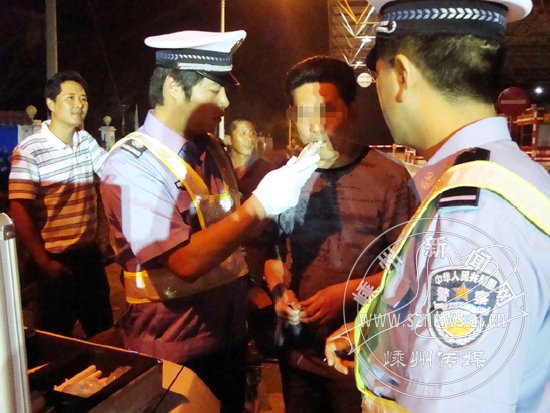 �ϲ�ƺ��ʻ ������ǰ����