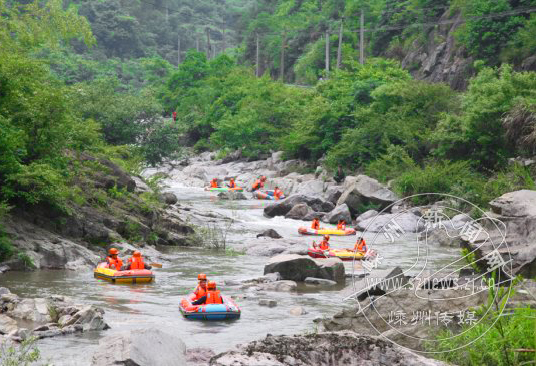 �����������Ѿۻ� ����Ϊý�ƽ龰��