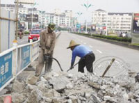 ����ͷ·��ʩ�� �����г���С��