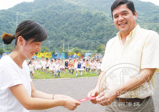 ���Ĺ�������ԱJorge�ϸ���������С����