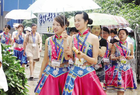 �ϳ�ѡ�ֳ�Ϊ�ųǽ�ͷһ�������羰��