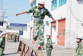 �����¼��ѵ��