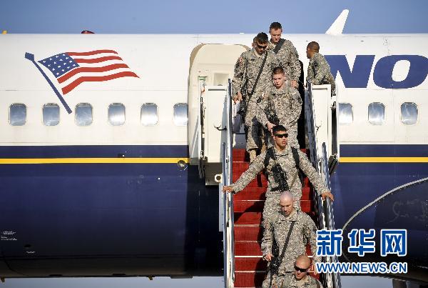 8��28�գ��������׶���ʢ�ٸ����İ���³˹�վ����أ��������˷��ص�����ʿ�����·ɻ����������죬����½������������C����Լ120���ٱ������������˵�ս�����񷵻ػ�ʢ�١�����������ͳ�°����ĳ����ƻ���פ�������������ڱ���31��ǰ��������ս�����ӡ��»�������ž���