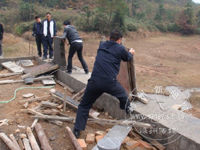 ���Υ�½���