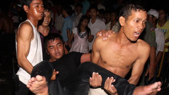 �����ʯ����ˮ�ڻ�������ز�̤�¹�