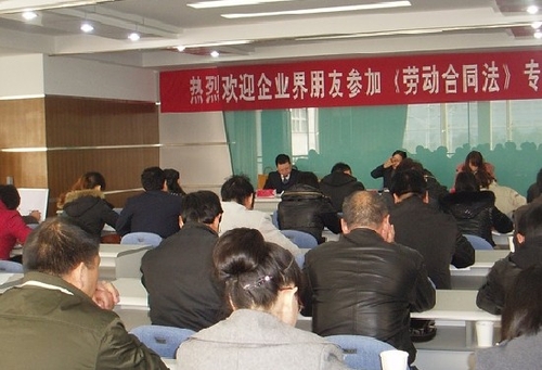 �Ͷ���ר����ѵ��������ʢ���ٿ�