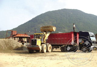 ��ͥ���Ѷ�����Υ��ɰ������