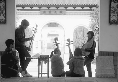 ȫ��Խ��Ʊ�Ѵ������㽭����¡�ؿ��ࡰƱ����Խ��(��ͼ)