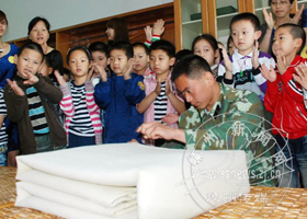 С���Ѿ�Ӫ��ӭ����һ��