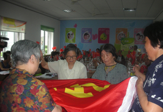 �嵳�� �̵���