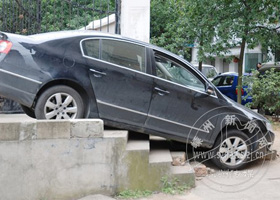 С�����̨�� ����ס��