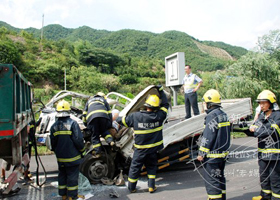 ����׷β��һ�˲�������