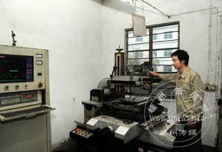 �з��²�Ʒ ������50%