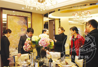 �����׼Ҹ߲����巿����