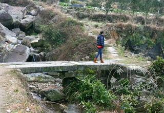 ���֡������š�