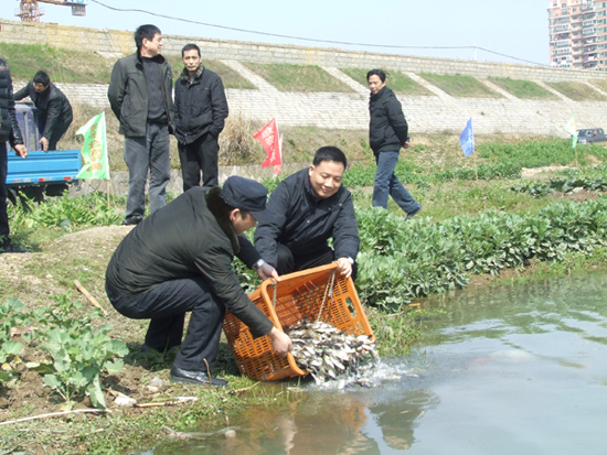 10����β���������Ϫ