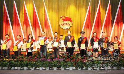 �����ٿ������90�����������˶�93������