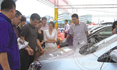 ����չ������