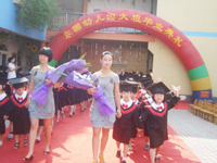 ���֡�С��ʿ�� ϲӭ��һ