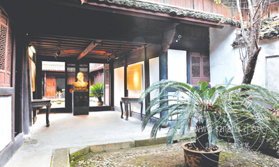 �������ʾӱ���ΪAA��������