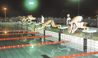 �е������˶�����Ӿ��������