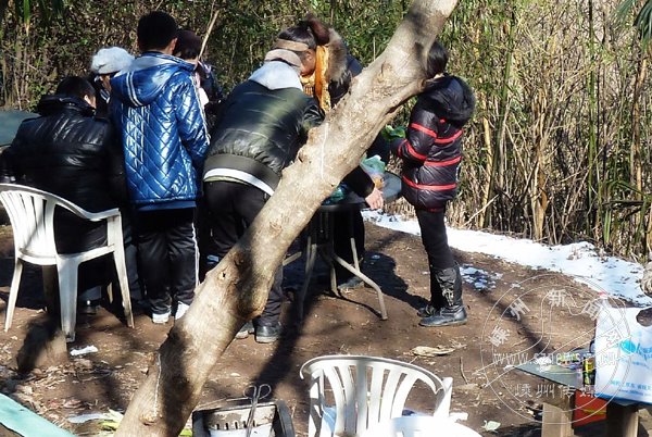 Ԫ�� �ѵ�һ����