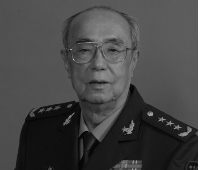 ��ױ�ͬ־����