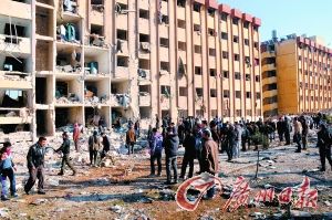 �����Ǵ�ѧ��Ϯ����ը82ѧ��ɥ��