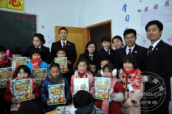 Ϊ���ѧ����������