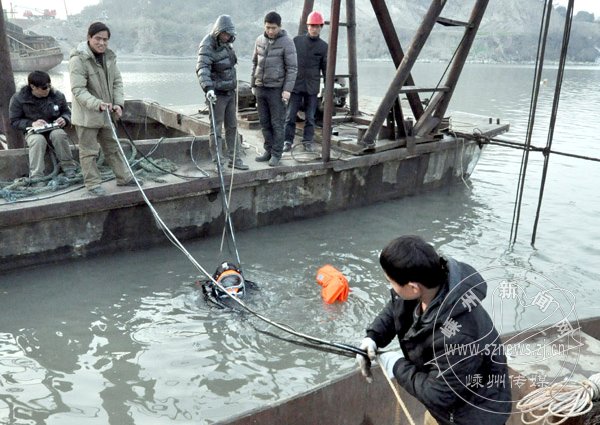 ���̳���